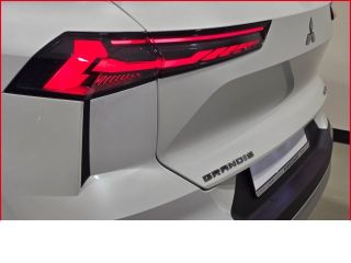Mitsubishi Grandis 1,3 Diamant TOP Automatik+Pano+Klima+360grad+PDC+Tempomat+Sitzhzg+Lenkradhzg