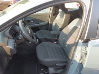 Dacia Sandero TCe 90 Expression PDC SHZ ALU RFK LED