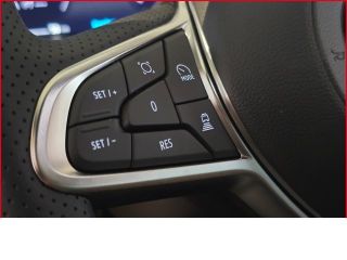 Mitsubishi Grandis 1,8 Diamant TOP Hybrid+Automatik+Pano+Klima+360grad+PDC+Tempomat+Sitzhzg+Lenkradhzg