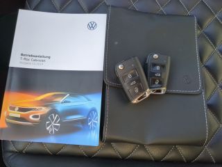 Skoda Superb Combi 2.0 TDI DSG Selection AHK+NAVI+KAM+EL.HECKKL...