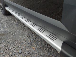 Dacia Duster TCe 140 Journey Winter-Paket - City-Paket   Seitliche Trittstufen