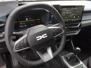 Dacia Duster TCe 140 Journey Winter-Paket - City-Paket   Seitliche Trittstufen