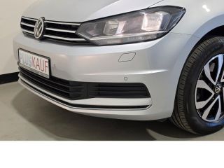 VW Touran Active Start-Stopp 2.0 TDI+AHK-klappbar+8-fach bereift+SitzHZG+Lederlenkrad