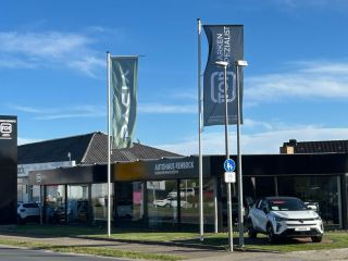 Renault Austral Iconic E TECH FULL HYBRID 200  Iconic