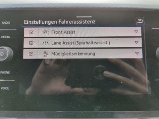 Skoda Superb Combi 2.0 TDI DSG Selection Winterpaket+AHK+RFK