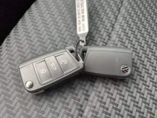 Skoda Superb Combi 2.0 TDI DSG Selection Winterpaket+AHK+RFK