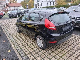 Renault Clio TCe 90 Evolution Winterpaket RFK LED