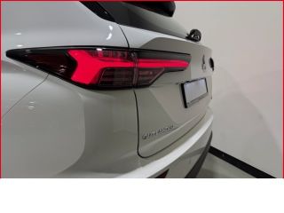 Mitsubishi Outlander 2,4 BASIS 4WD+Klima+LED+PDC+Tempomat+Totwinkel+360Grad-Kamera