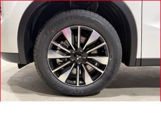 Mitsubishi Outlander 2,4 BASIS 4WD+Klima+LED+PDC+Tempomat+Totwinkel+360Grad-Kamera