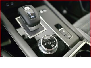 Mitsubishi Plug-in Hybrid Outlander 2,4 Select 4WD+Klima+Leder+Navi+PDC+HUD+LED+360 Grad Kamera