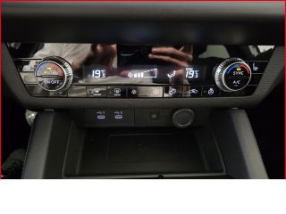 Mitsubishi Plug-in Hybrid Outlander 2,4 Select 4WD+Klima+Leder+Navi+PDC+HUD+LED+360 Grad Kamera