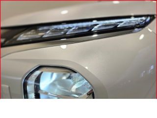 Mitsubishi Plug-in Hybrid Outlander 2,4 TOP+4WD Sitzhzg v&h+E-Sitze+Klimasitze+PANO+Digitaler.Innenspiegel