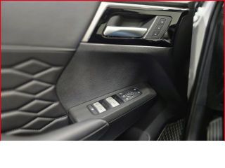 Mitsubishi Outlander 2,4 TOP 2 Tone+4WD Sitzhzg v&h+E-Sitze+Klimasitze+PANO+Digitaler.Innenspiegel