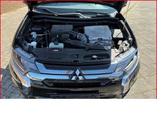 Mitsubishi Plug-in Hybrid Outlander PHEV Top 4WD 2.4+Automatik+Allwetter+Leder+Schiebedach+Navi+Klima+Sitz&Lenkradhzg