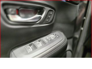 Honda ZR-V Advance Leder+Pano+PDC+Navi+Sitzheizung+HUD+Digitales Cockpit