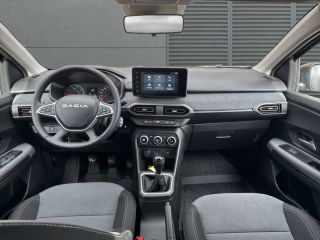 Dacia Jogger TCe 110 Extreme 5-Sitzer+RFK+PDC