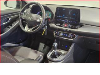 Hyundai i30 cw Intro Edition 1.5 T-GDI Allwetter+LenkradHZG+Rückfahrkam.+Einparkhilfe