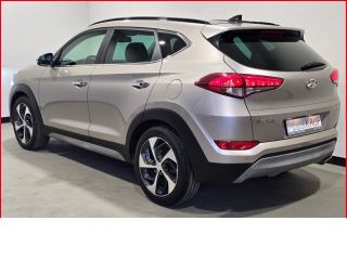Hyundai TUCSON Premium 2WD Automatik+Rückfahrkam.+LenkradHZG+SitzHZG
