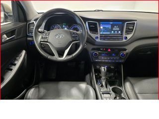 Hyundai TUCSON Premium 2WD Automatik+Rückfahrkam.+LenkradHZG+SitzHZG