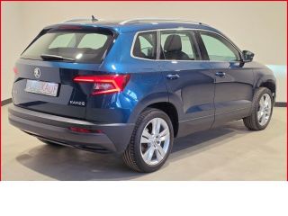 Skoda Karoq Style+AHK+Einparkhilfe v&h+Lederlenkrad+Keyless+Klimaautomatik