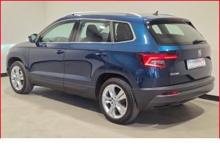 Skoda Karoq Style+AHK+Einparkhilfe v&h+Lederlenkrad+Keyless+Klimaautomatik