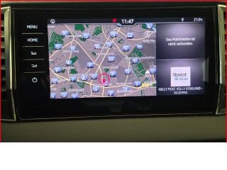 Skoda Karoq Style+AHK+Einparkhilfe v&h+Lederlenkrad+Keyless+Klimaautomatik