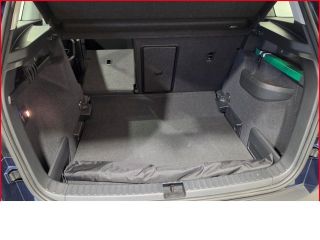 Skoda Karoq Style+AHK+Einparkhilfe v&h+Lederlenkrad+Keyless+Klimaautomatik