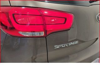 Kia Sportage Vision 2WD+Automatik+Allwetterreifen+Klima+PDC+LED+USB+CD+MP3