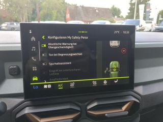 Dacia Duster Hybrid 155 Extreme SHZ LED RFK PDC