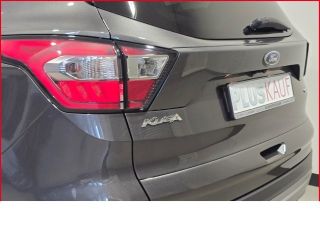 Ford Kuga Titanium+LenkradHZG+Einparkhilfe v&h+Lederlenkrad+Klimaautom