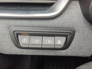 Renault Clio TCe 90 Techno SHZ LKHZ