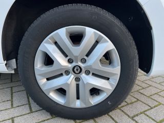 Renault Clio TCe 90 Techno SHZ LKHZ