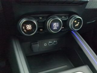 Renault Clio TCe 90 Techno SHZ LKHZ