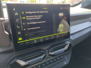Dacia Duster Hybrid 155 Journey SHZ LKHZ Navi