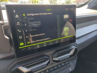 Dacia Duster Hybrid 155 Journey SHZ LKHZ Navi