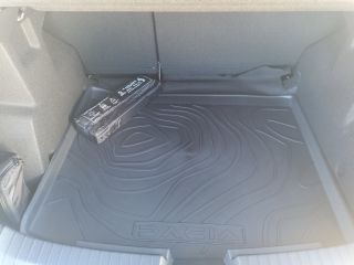 Dacia Duster Hybrid 140 Extreme+RFK+Winterpaket+PDC