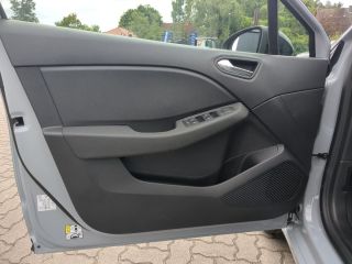 Renault Clio dCi 100 Evolution SHZ RFK Navi