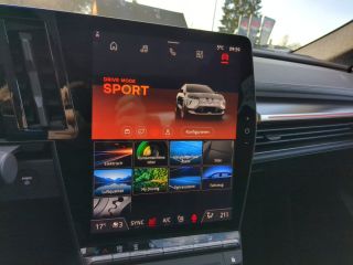 Mitsubishi Eclipse Cross  87 kWh (22kW)   Diamant TOP Luxury-Paket