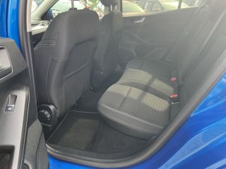 Ford Focus 1.0 EcoBoost Powershift Titanium X+Winterpaket+LED+RFK