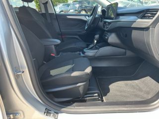 Ford Focus 1.0 EcoBoost Powershift Autom. Titanium X+Winterpaket+LED+RFK