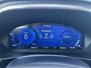 Ford Focus 1.0 EcoBoost Powershift Autom. Titanium X+Winterpaket+LED+RFK