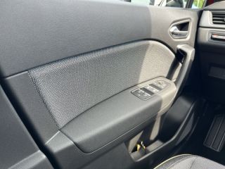 Renault Captur E-TECH 160 Techno SHZ LKHZ GJR