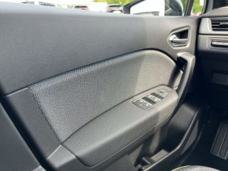 Renault Captur E-TECH 160 Techno GJR+SHZ+RFK