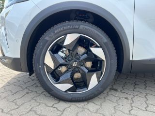 Renault Captur E-TECH 160 Techno GJR+SHZ+RFK