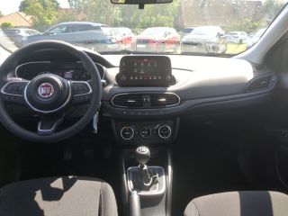 Fiat Tipo 1.6 M-Jet Diesel Urban Klimaauto PDC RFK
