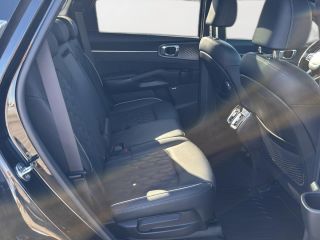 Kia Sorento   Platinum 4WD Plug-In Hybrid