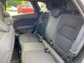 Mitsubishi Outlander PHEV PLUS mit Intro-Paket 4WD