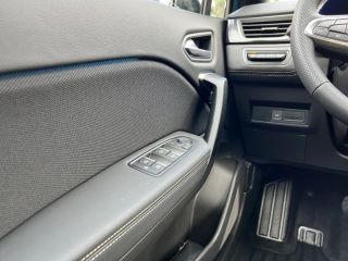 Mitsubishi Outlander PHEV PLUS mit Intro-Paket 4WD