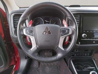 Mitsubishi Outlander PHEV Diamant-Paket 2.4 MIVEC 4WD