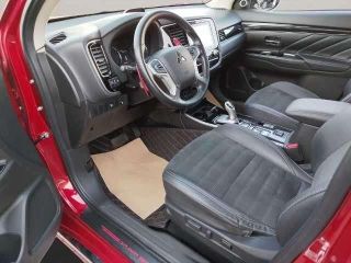 Mitsubishi Outlander PHEV Diamant-Paket 2.4 MIVEC 4WD